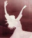 dancing woman siloette